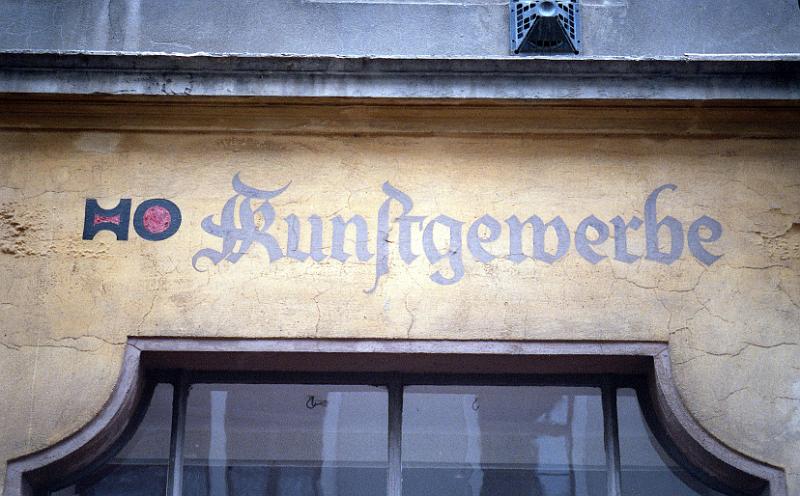 Meißen, An der Frauenkirche, 1.12.1996.jpg